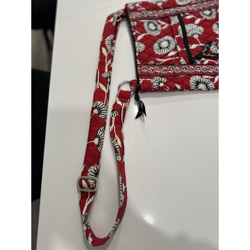 Vera Bradley Deco Daisy Hipster Crossbody Shoulder Bag Retired EUC - Picture 2 of 10